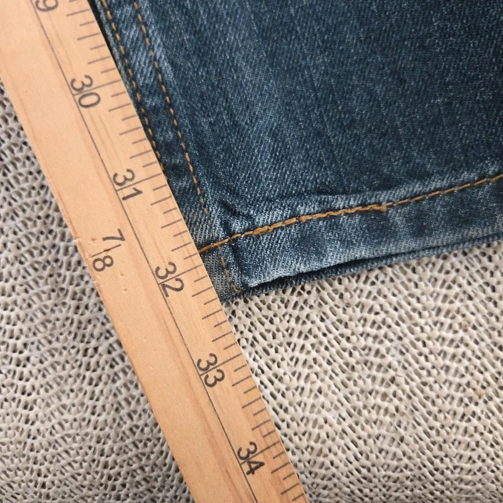 Levis size 42x32